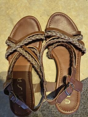 Unisa Braided Strap Tan Brown Sandals